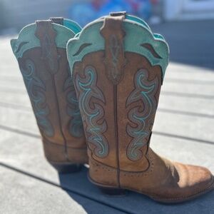 Justin Cowgirl Boots